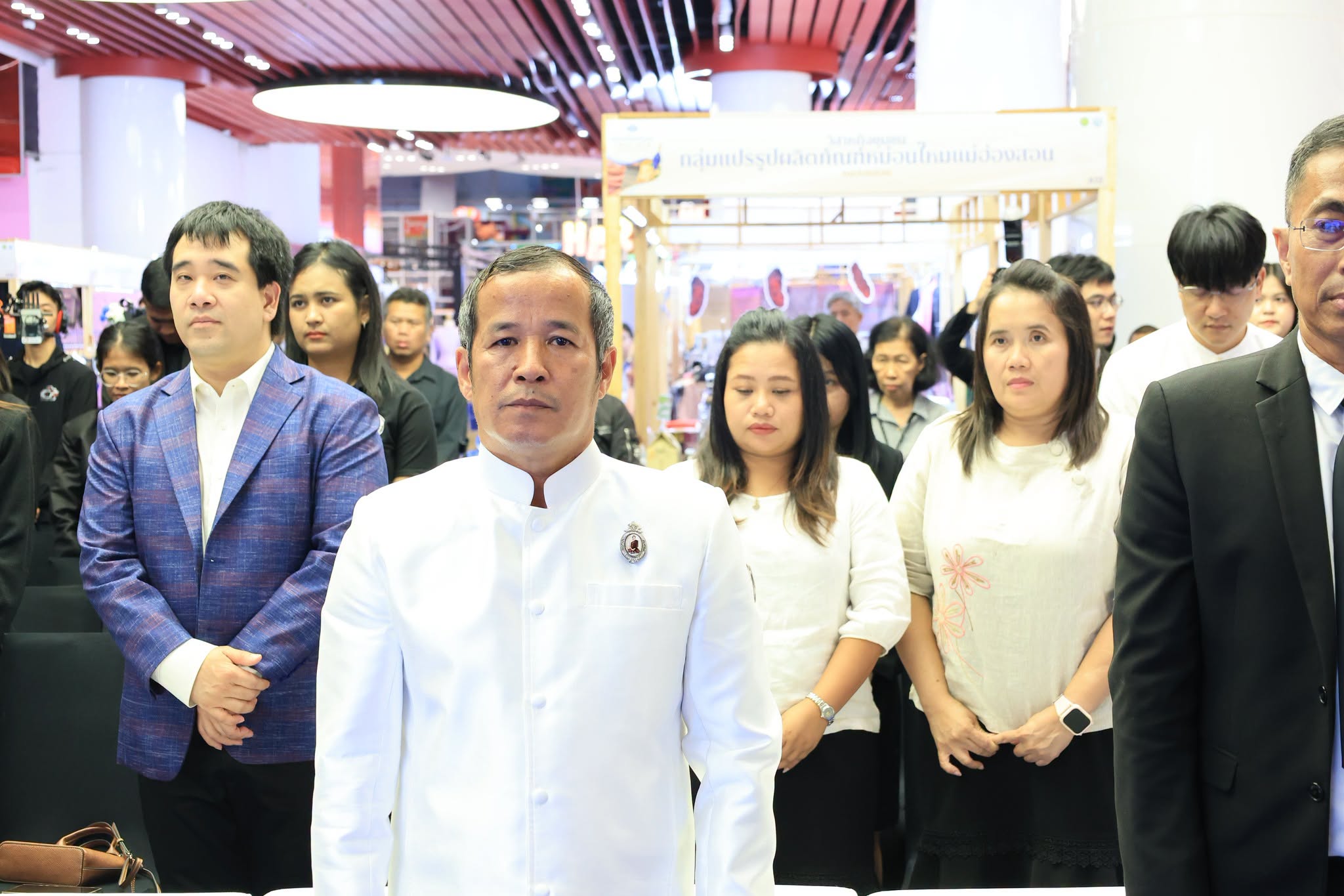 title - ส.ป.ก. ร่วมเป็นเกียรติในพิธีเปิดงานโครงการประชาสัมพันธ์และส่งเสริมการจำหน่ายผ้าไหมและผลิตภัณฑ์หม่อนไหมสัญจร ณ กรุงเทพมหานครและจังหวัดนนทบุรี ครั้งที่ 2